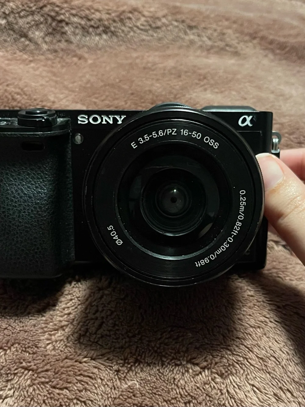 Sony Black Mirrorless Camera with 16-50mm Power Zoom Lens